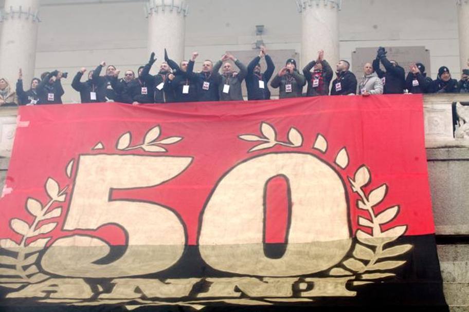 Lo striscione per la festa dei 50 anni della curva del Milan all&#39;Arena Civica, LaPresse